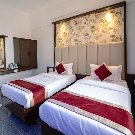 Hotel Durga International Udupi Esterno foto